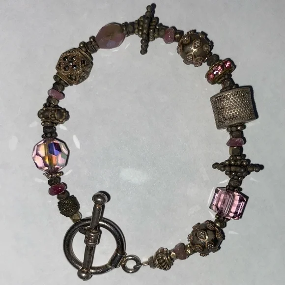 Vintage Silver and Pink Beaded Bracelet with Toggle Clasp - Picture 8 of 9